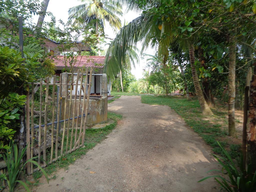 Pahalagawattha Homestay Unawatuna Εξωτερικό φωτογραφία
