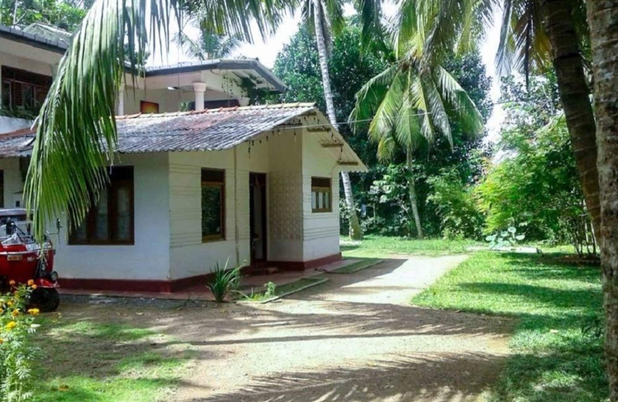 Pahalagawattha Homestay Unawatuna Εξωτερικό φωτογραφία