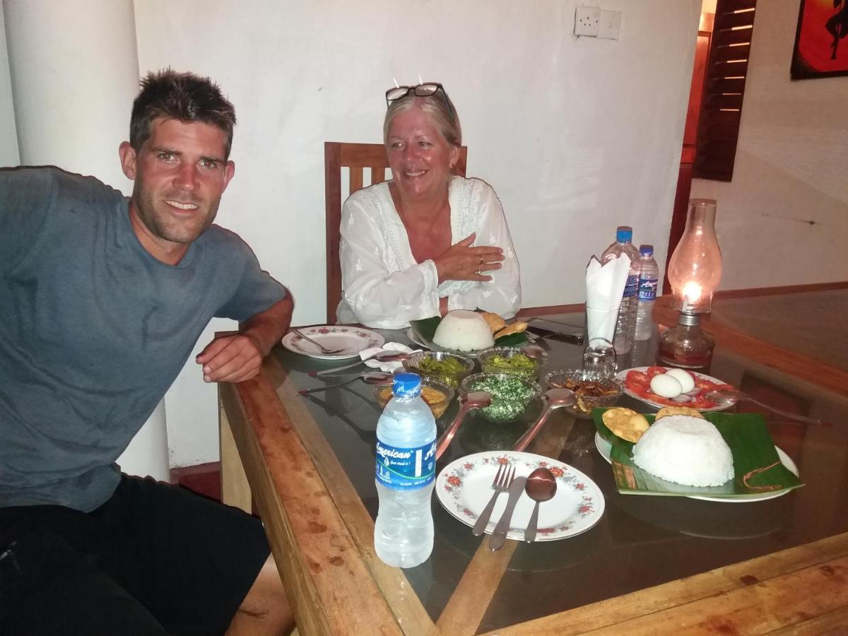Pahalagawattha Homestay Unawatuna Εξωτερικό φωτογραφία